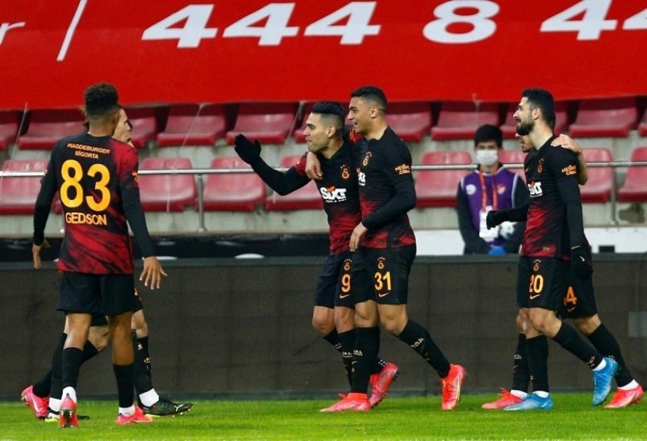 Galatasaray grab comfortable away victory