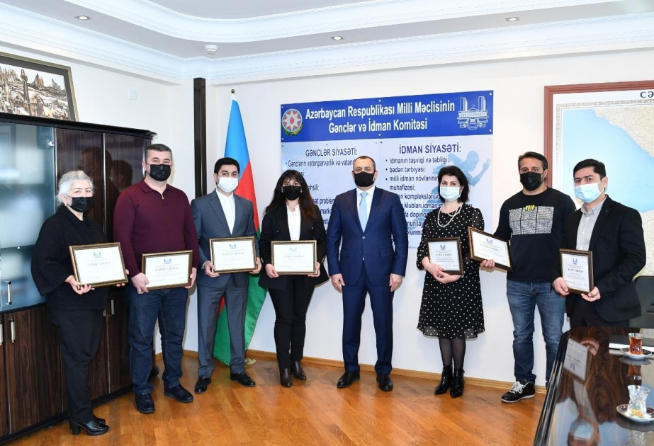 Milli Məclisdə Vətən müharibəsində iştirak etmiş tibb işçiləri ilə görüş olub