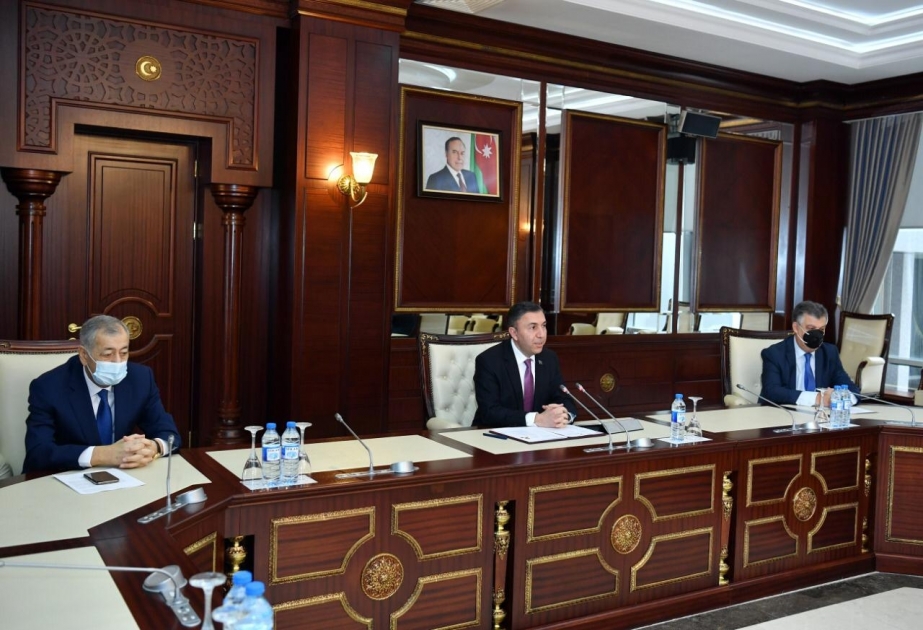 İqtisadi siyasət, sənaye və sahibkarlıq komitəsinin iclası keçirilib