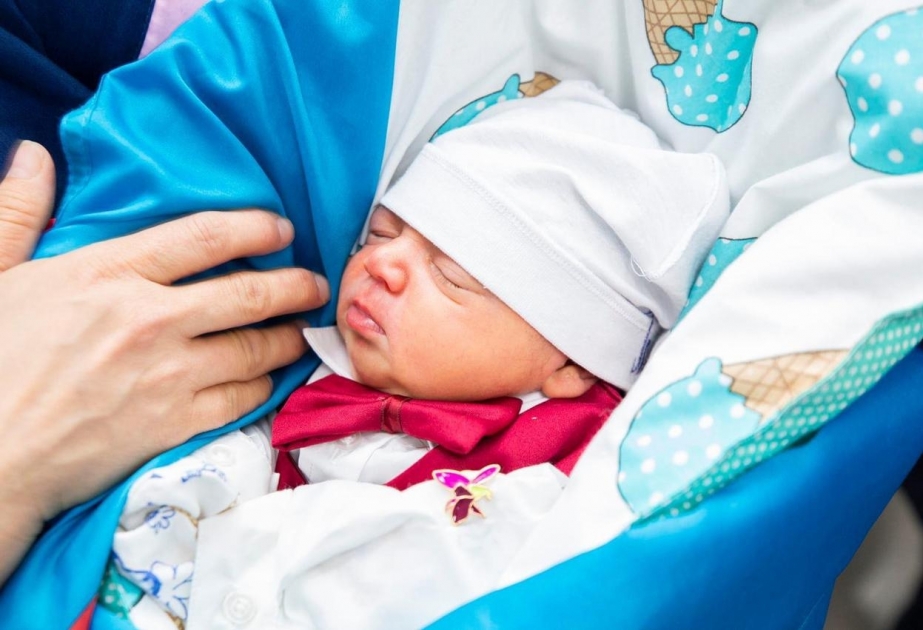 “YAŞAT” Fondunun Vətən müharibəsindən sonra dünyaya gələn şəhid övladları üçün layihəsi davam edir