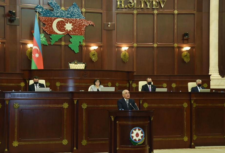 Əli Əsədov: Azərbaycanı Naxçıvanla birləşdirəcək yol ölkə iqtisadiyyatının inkişafında böyük rol oynayacaq