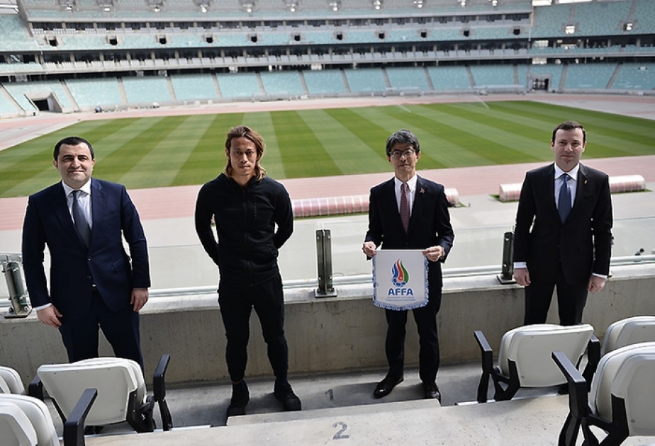 “Neftçi”nin yeni transferi Keysuke Honda ilə Bakı Olimpiya Stadionunda görüş olub