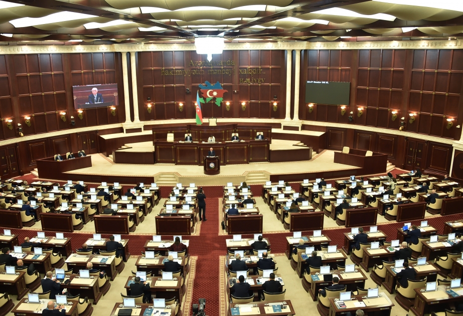 Milli Məclisdə Nazirlər Kabinetinin 2020-ci ildə fəaliyyətinə dair hesabatı dinlənilib