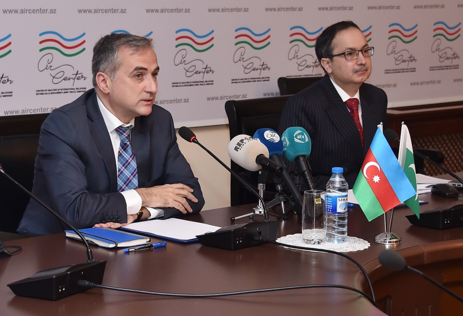 “Pakistan bu gün” adlı seminar keçirilib