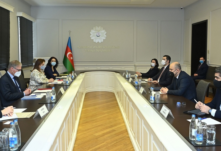 Azerbaiyán y Alemania discuten perspectivas de cooperación educativa