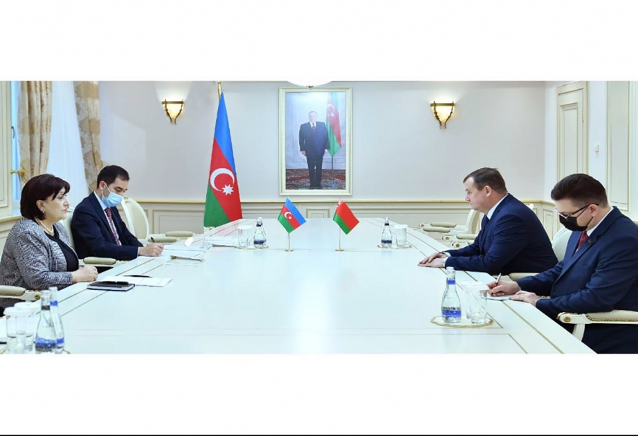 Milli Məclisin sədri Sahibə Qafarova Belarus Respublikasının Azərbaycandakı səfiri ilə görüşüb