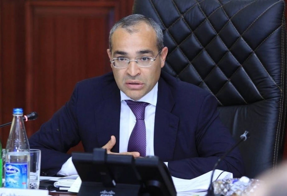 وزير الاقتصاد: يجري تحليل أولوية مشاريع سوف تنفذ لدى الاراضي المحررة من الاحتلال الأرميني