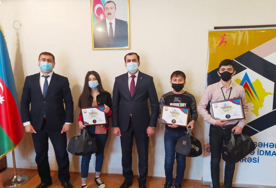 Lənkəranda onlayn rəsm müsabiqəsinin qalibləri mükafatlandırılıb