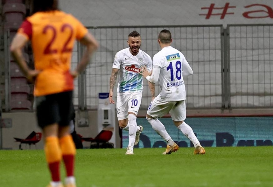 Türkiyə Superliqası: "Qalatasaray" - "Rizəspor" matçında qapılara yeddi qol vurulub