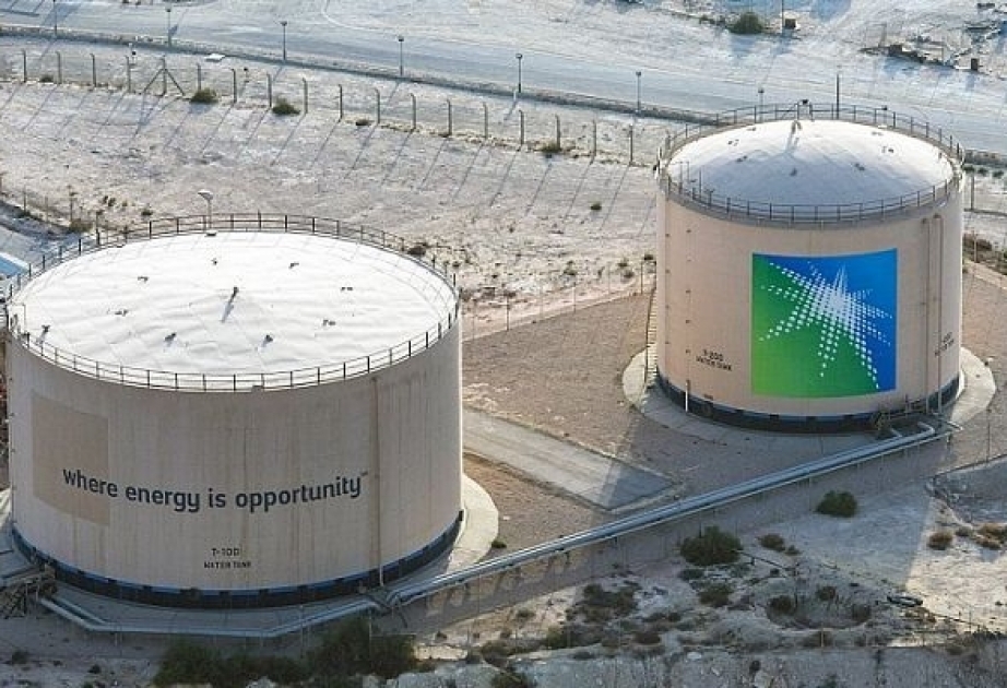 “Saudi Aramco”nun xalis gəliri ötən il iki dəfəyə yaxın azalıb