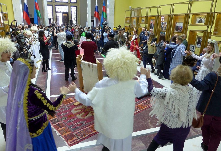В павильоне Азербайджанской Республики на ВДНХ отметили праздник Новруз