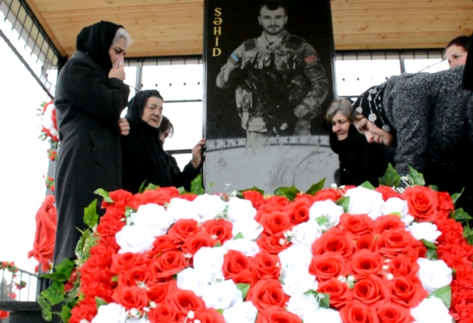 Bir kənddə eyni ayda və eyni gündə dünyaya gələn iki qəhrəman şəhid qürurla yad edilib