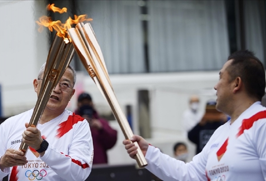 Yaponiyada Olimpiya məşəli estafetinin iştirakçısı müəyyən məsafəni məşəl yanmadan qaçıb