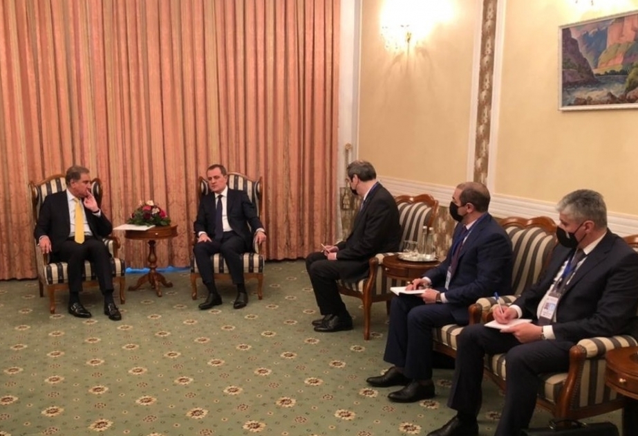 Dusambé acoge la reunión de los titulares de Exteriores de Azerbaiyán y Pakistán