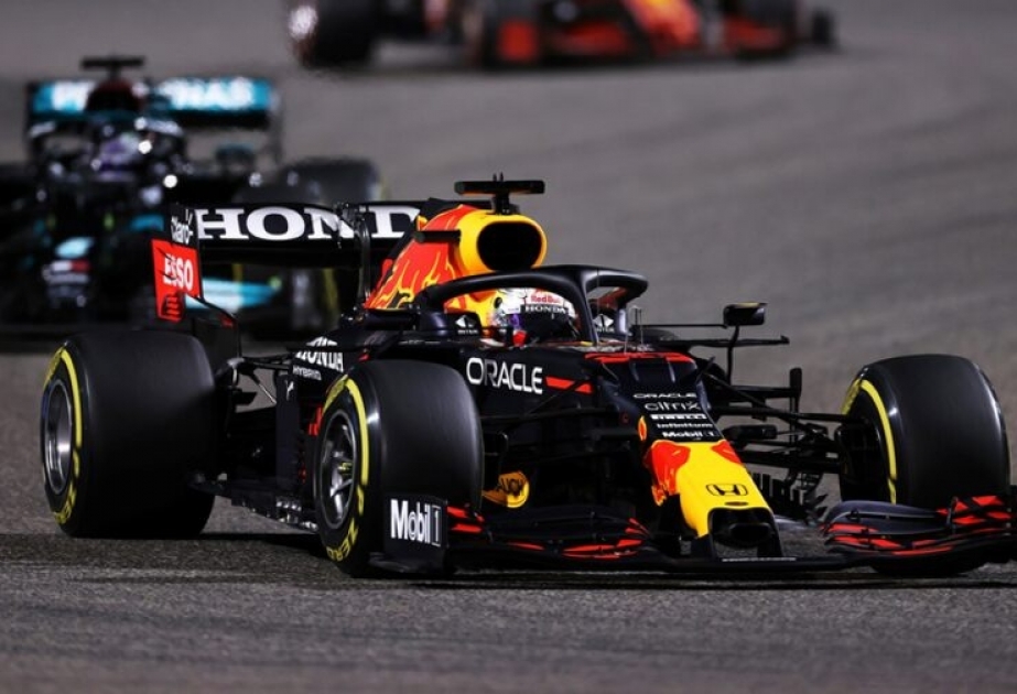 Как Мercedes переиграла Red Bull Racıng? Анализ Гран При Бахрейна