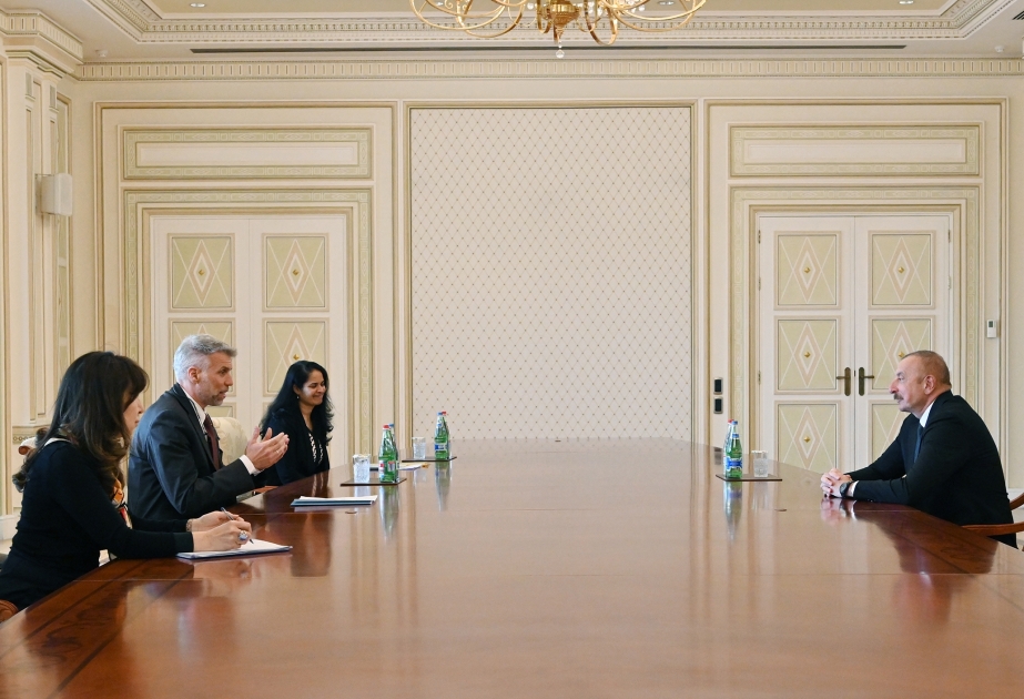Prezident İlham Əliyev Dünya Bankının regional direktorunu qəbul edib YENİLƏNİB VİDEO