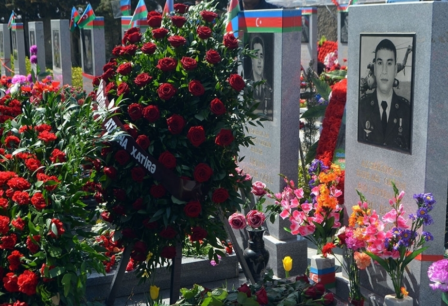 Se honra la memoria de los mártires de las batallas de abril