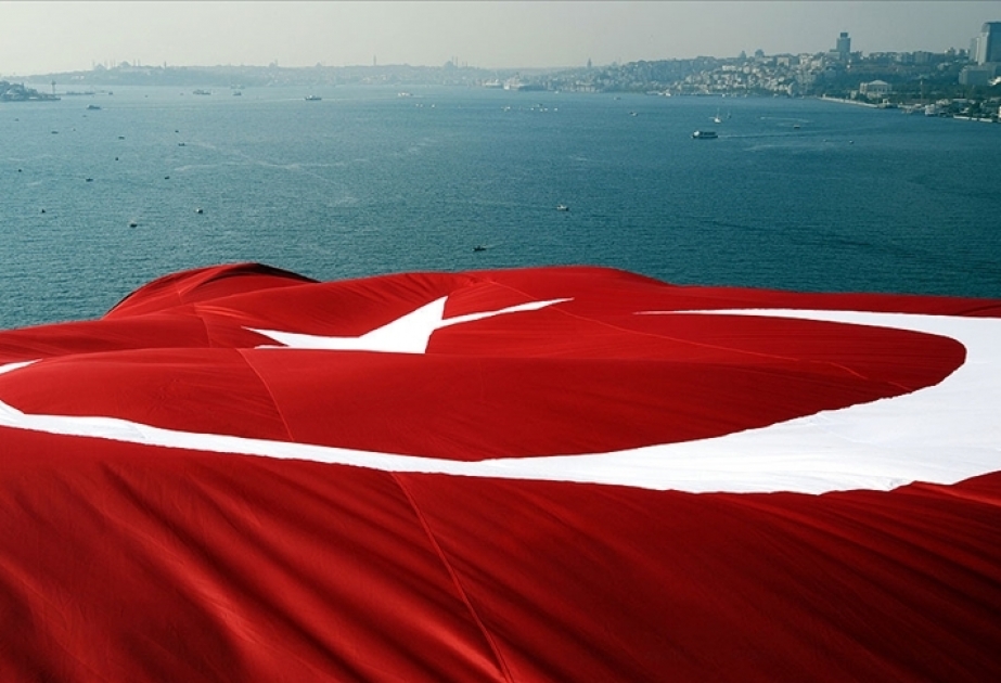 Türkiyədə təqaüddə olan bir qrup hərbçinin siyasi bəyanatı kəskin etirazla qarşılanıb