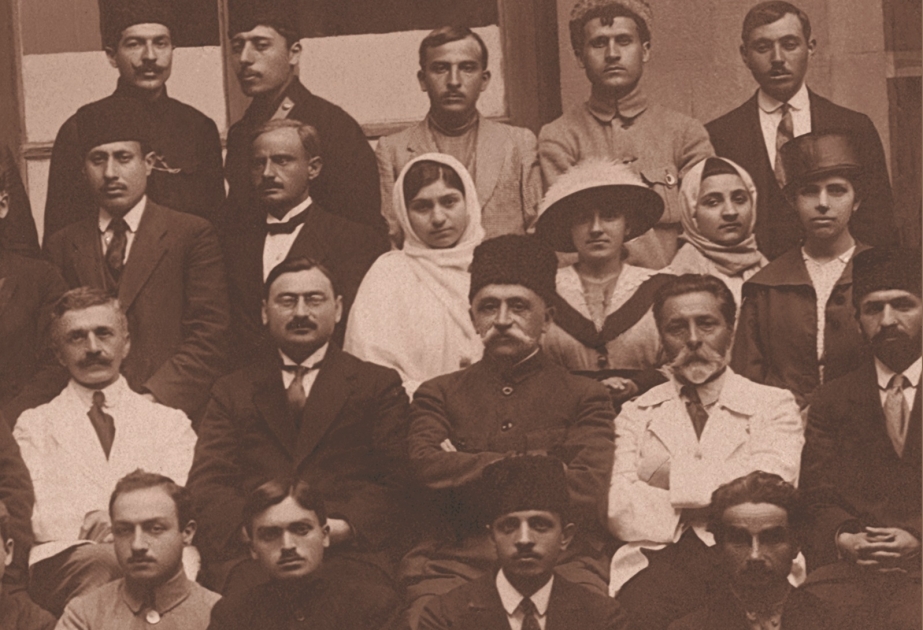 Vilayət Quliyevin yeni kitabı çap olunub