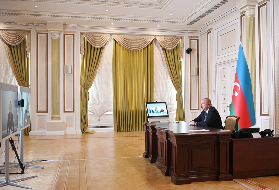 El Presidente recibe a al nuevo presidente de la S.A.A de Melioración y Gestión del Agua de Azerbaiyán