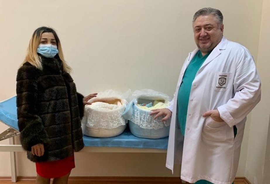 Ağır əməliyyat keçirən 52 yaşlı qadın dünyaya əkiz uşaqlar gətirib