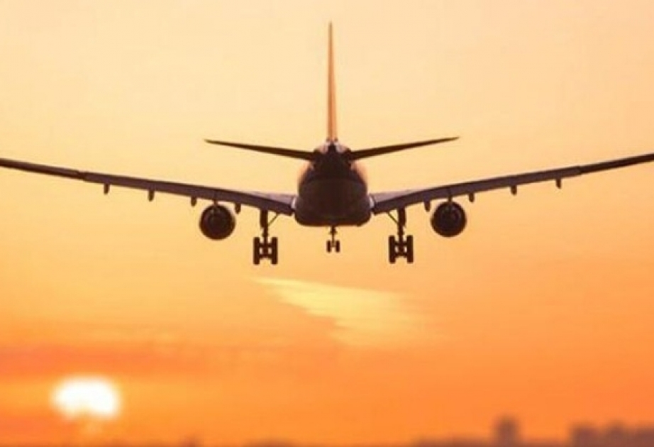 Greece extends restrictions on international flights to April 19
