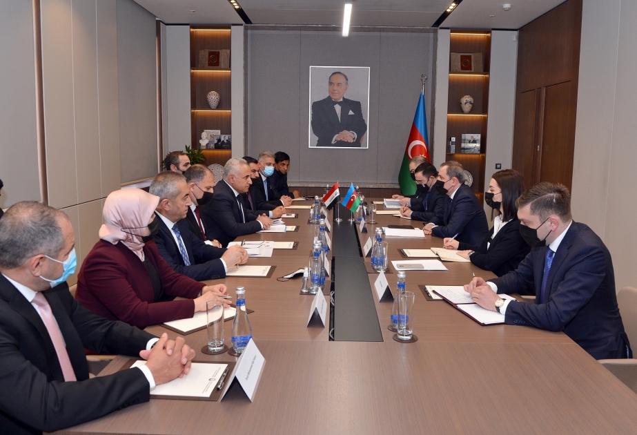 تبادل الآراء حول توسيع التعاون بين أذربيجان والعراق