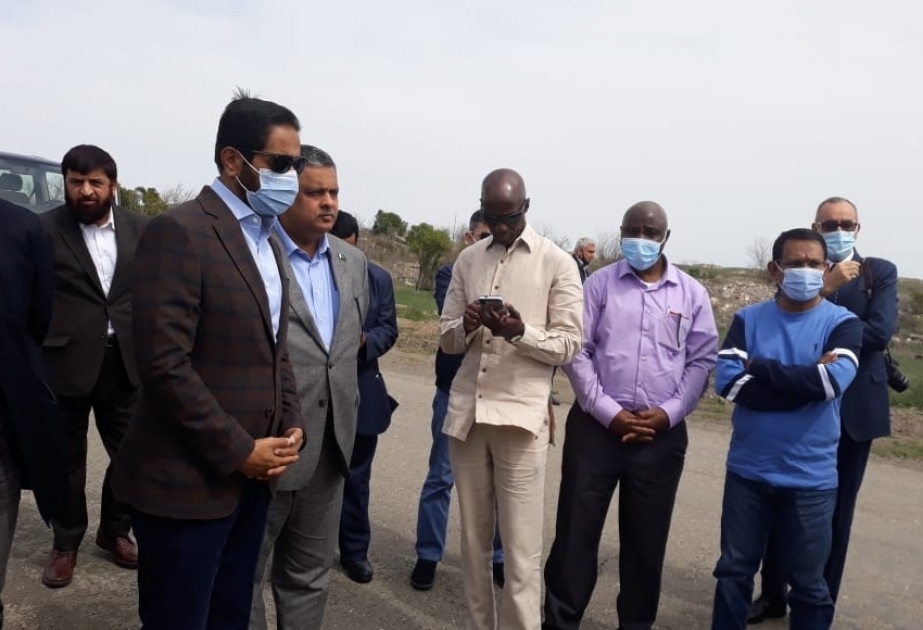 Los representantes de la OCI inician una visita a Aghdam y Ganja