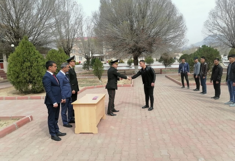 Naxçıvanda hərbi xidmətdən tərxis edilmiş gənclərin məşğulluğu diqqət mərkəzindədir