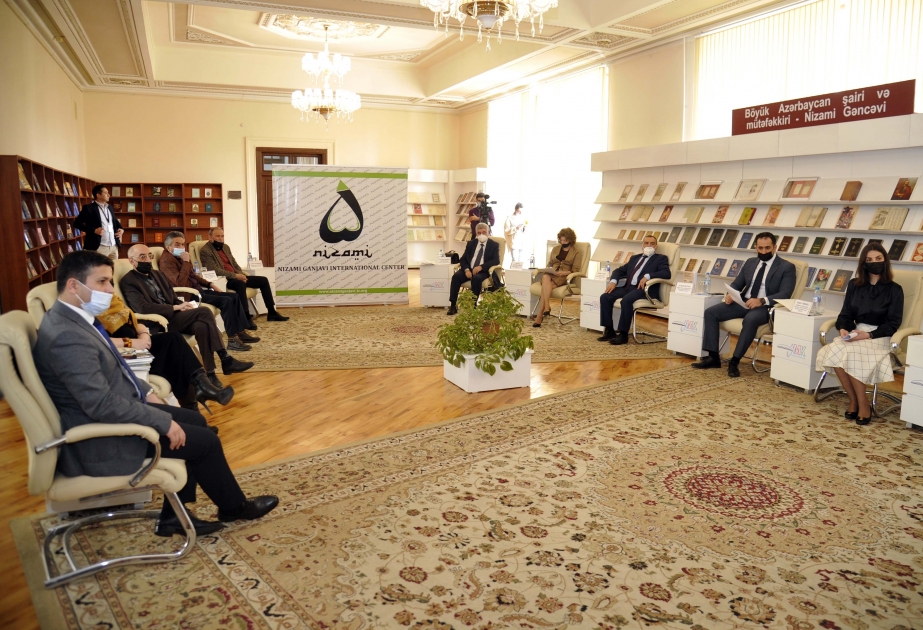 Milli Kitabxanada “Müasir dövrdə Nizami mədəni irsinin təfsiri” kitabının təqdimatı keçirilib