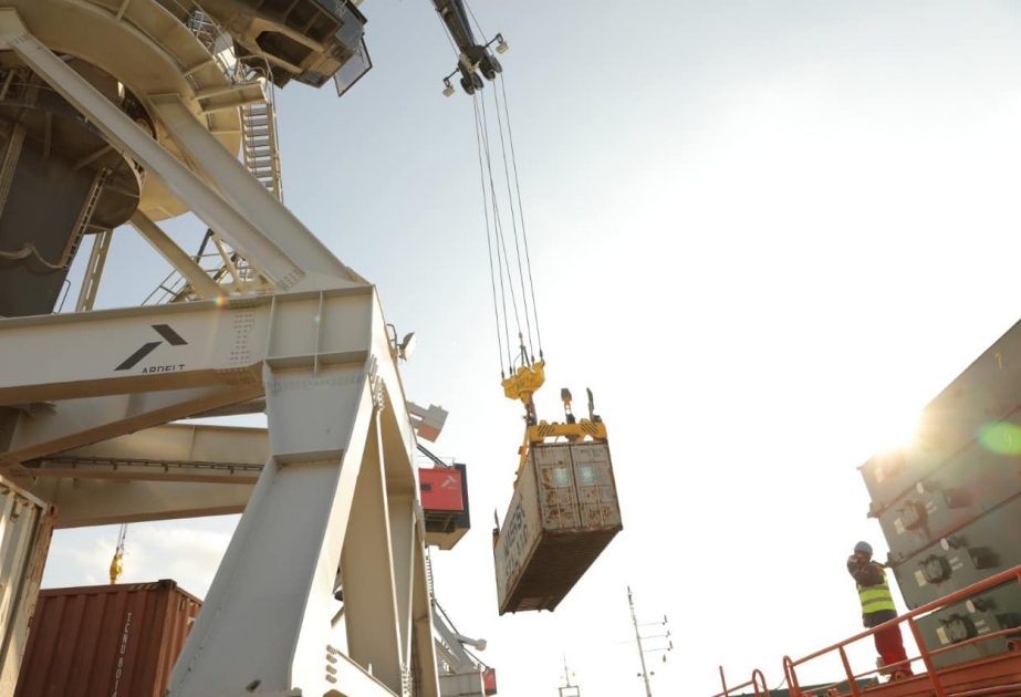 Bakı Limanında yeni terminallar inşa ediləcək