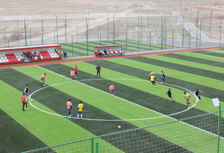 “Araz-Naxçıvan” Peşəkar Futbol Klubu yeni arenada ilk məşqini keçib