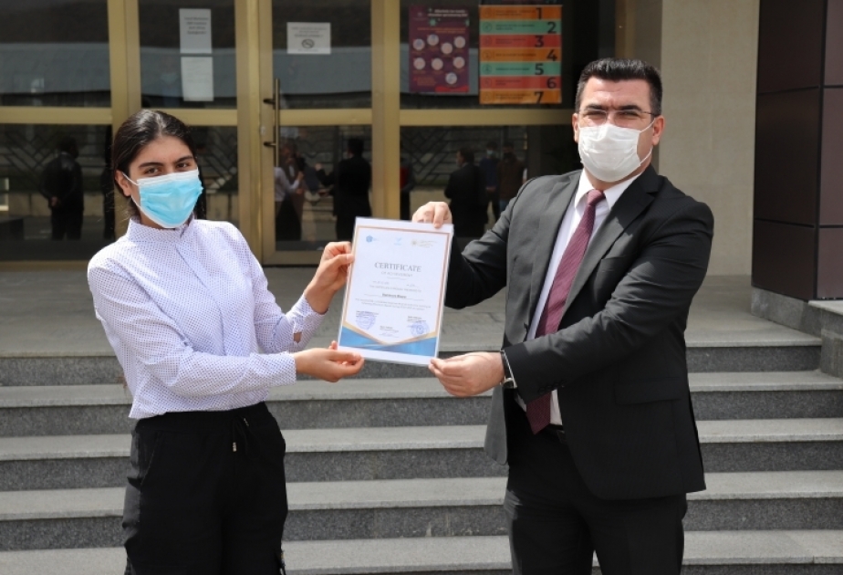 Qəbələ Dövlət Peşə Təhsil Mərkəzinin məzunlarına sertifikatlar təqdim olunub
