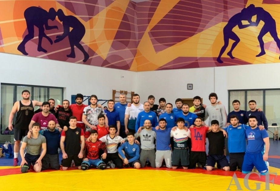Güləşçilərimiz Avropa çempionatına Göygöldə hazırlaşırlar