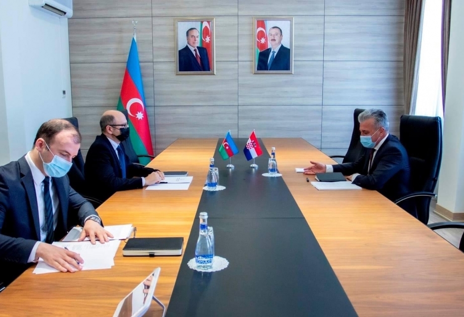 Azerbaiyán y Croacia discuten la cooperación energética