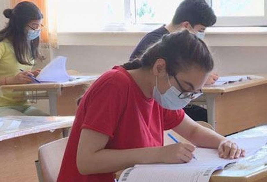 Abituriyentlər və onların valideynləri üçün psixoloji maarifləndirmə və dəstək xidməti həyata keçirilib