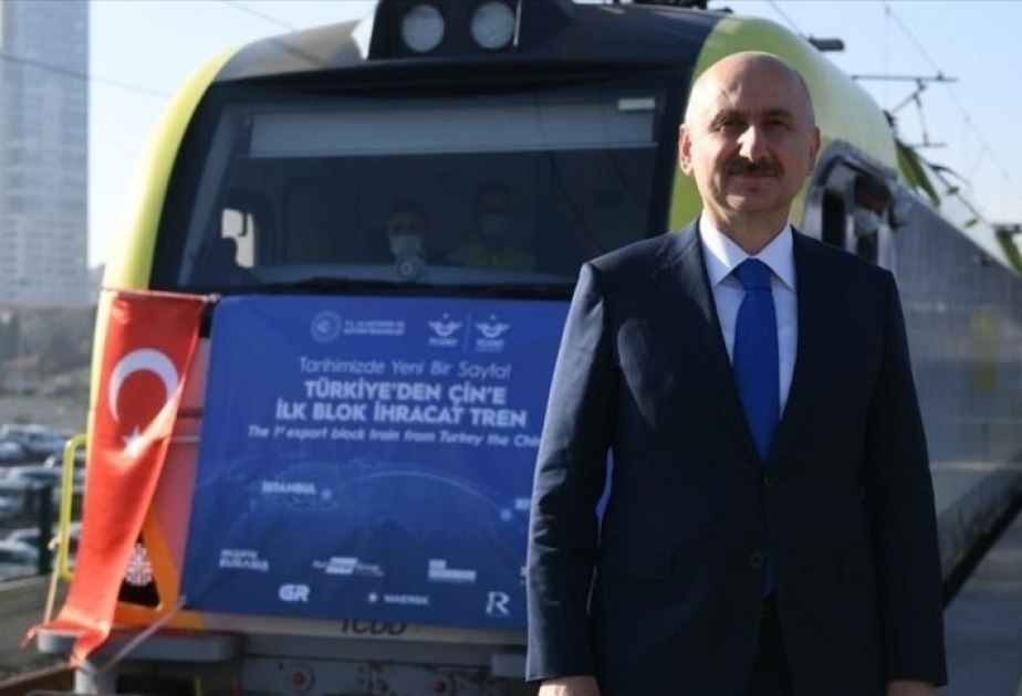 الوزير التركي: ازداد حجم النقل مرتين عبر طريق سكة حديد باكو – تبيليسي – قارص