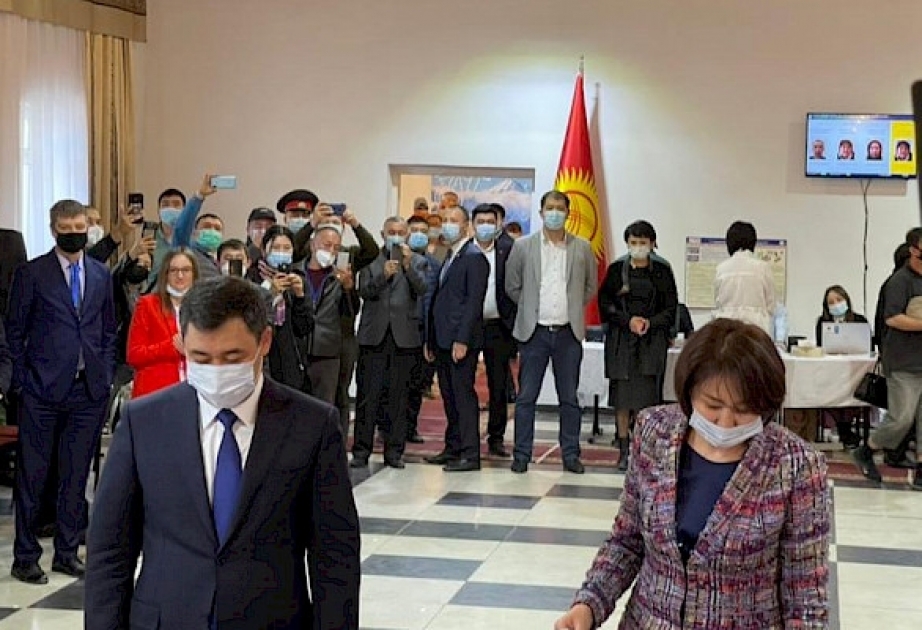 Qırğızıstanda konstitusiyanın dəyişdirilməsi üzrə referendum və yerli şuralara seçkilər keçirilir