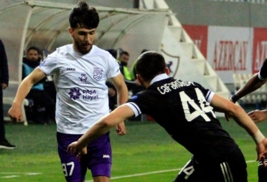 “Sumqayıt”ın futbolçusu Xəyal Nəcəfov Premyer Liqada 100-cü oyununu keçirib