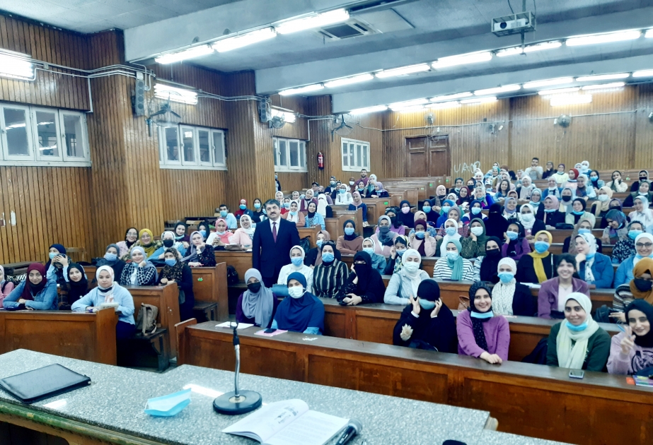 Comienza la enseñanza de la lengua azerbaiyana en una universidad egipcia