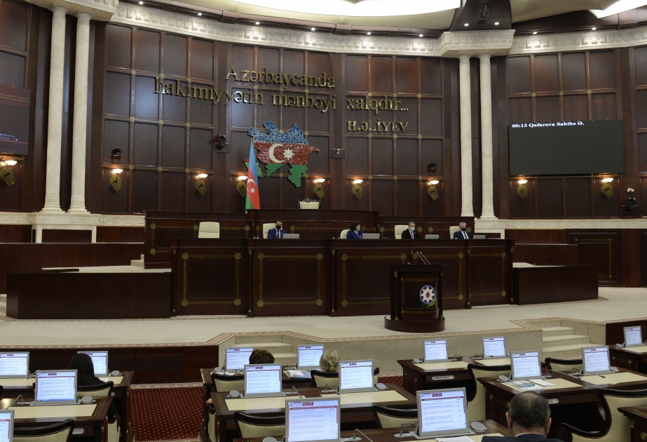 Milli Məclisin növbəti plenar iclası keçirilir