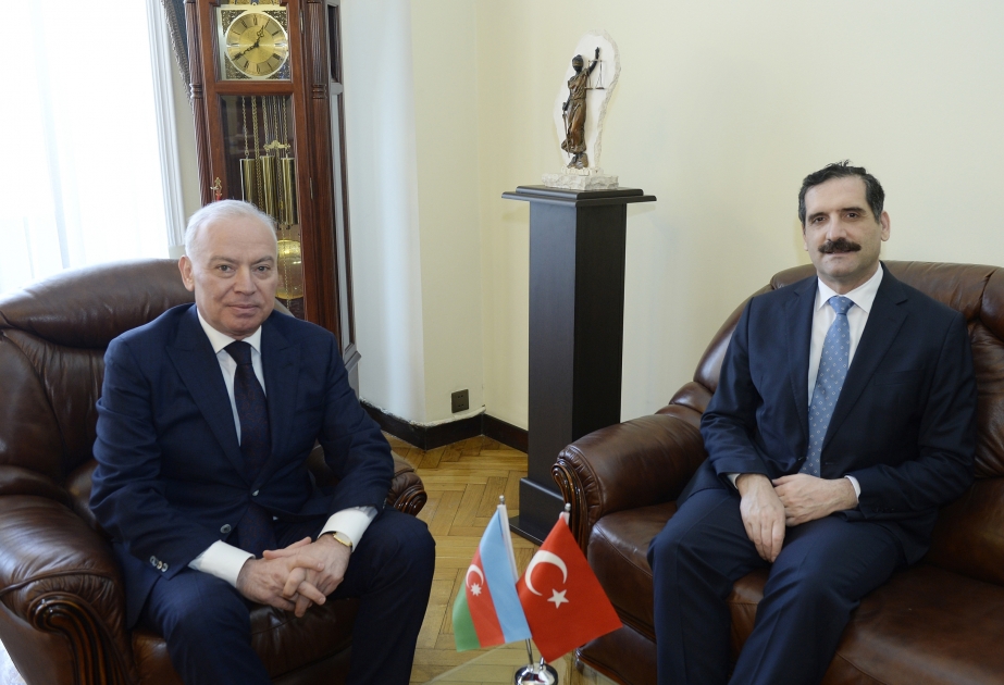 Azərbaycan Respublikasının Konstitusiya Məhkəməsində Türkiyənin ölkəmizdəki səfiri ilə görüş olub