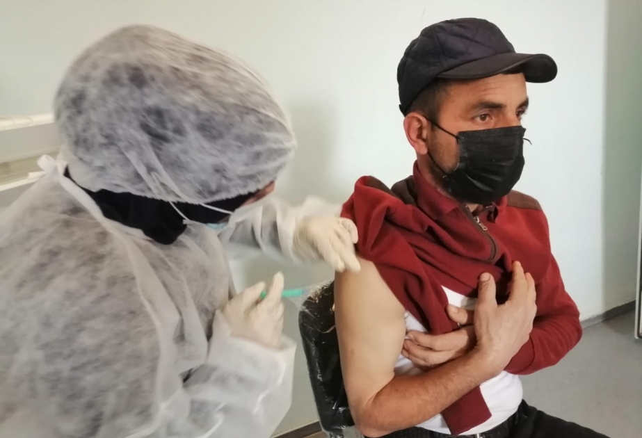 Balakəndə indiyədək vətəndaşlara 11 min dozadan çox vaksin vurulub