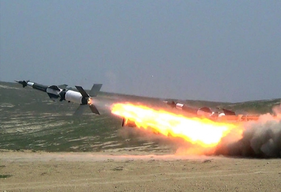 Зенитно-ракетные войска провели учения с боевой стрельбой