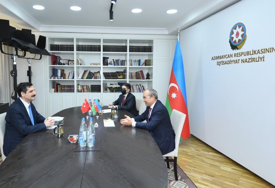 Turquía lidera los países que invierten en el sector no petrolero de Azerbaiyán