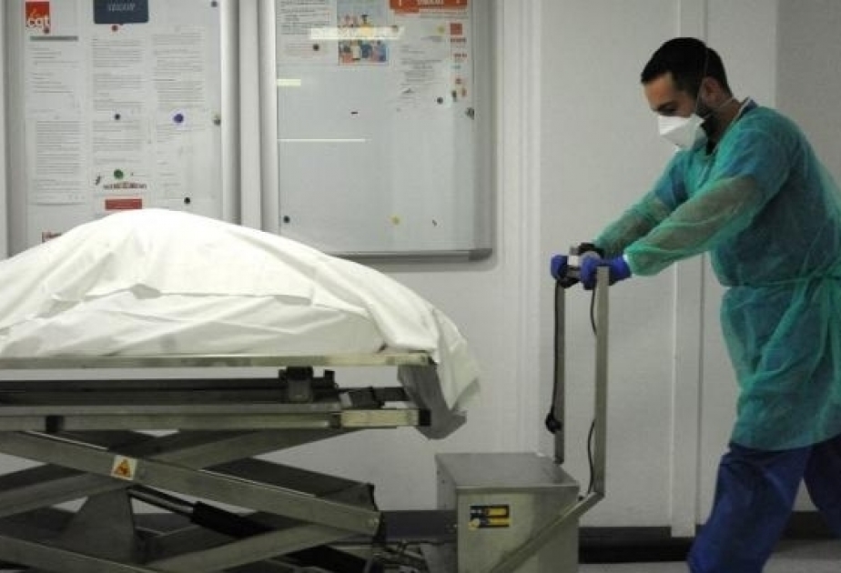 France’s COVID-19 deaths surpass 100,000 mark