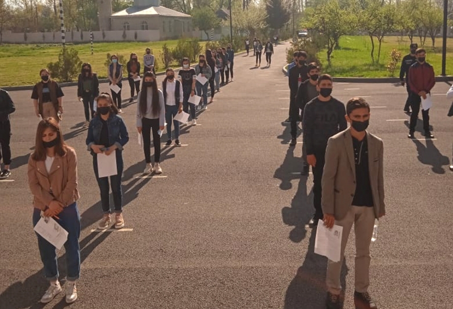 Oğuzda buraxılış imtahanları iki mərkəzdə aparılıb
