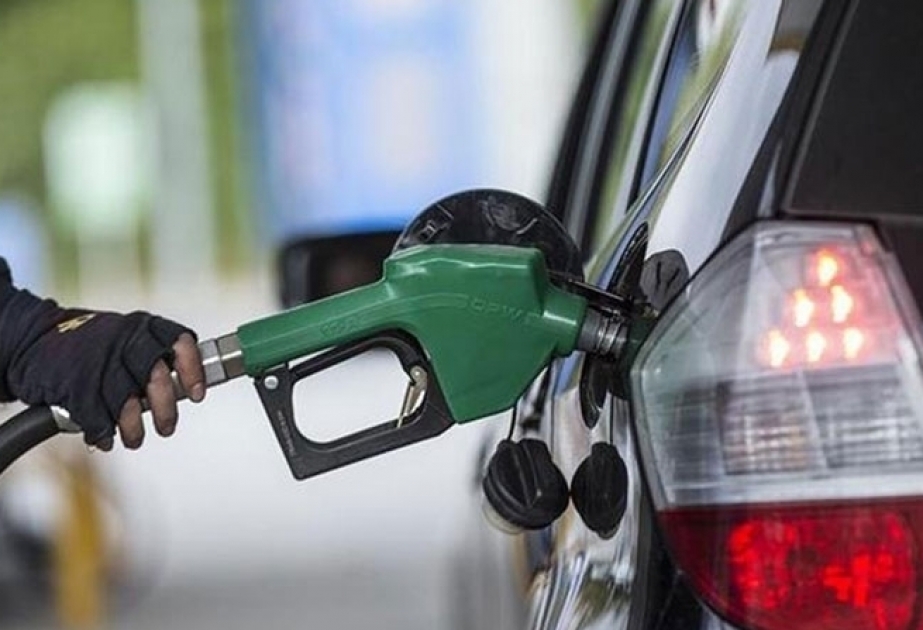 La producción de gasolina en Azerbaiyán se reduce un 28%