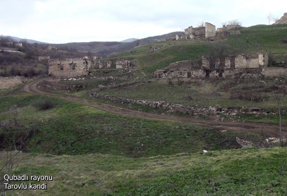 Le ministère de la Défense a diffusé une vidéo du village de Tarovlou de la région de Goubadly