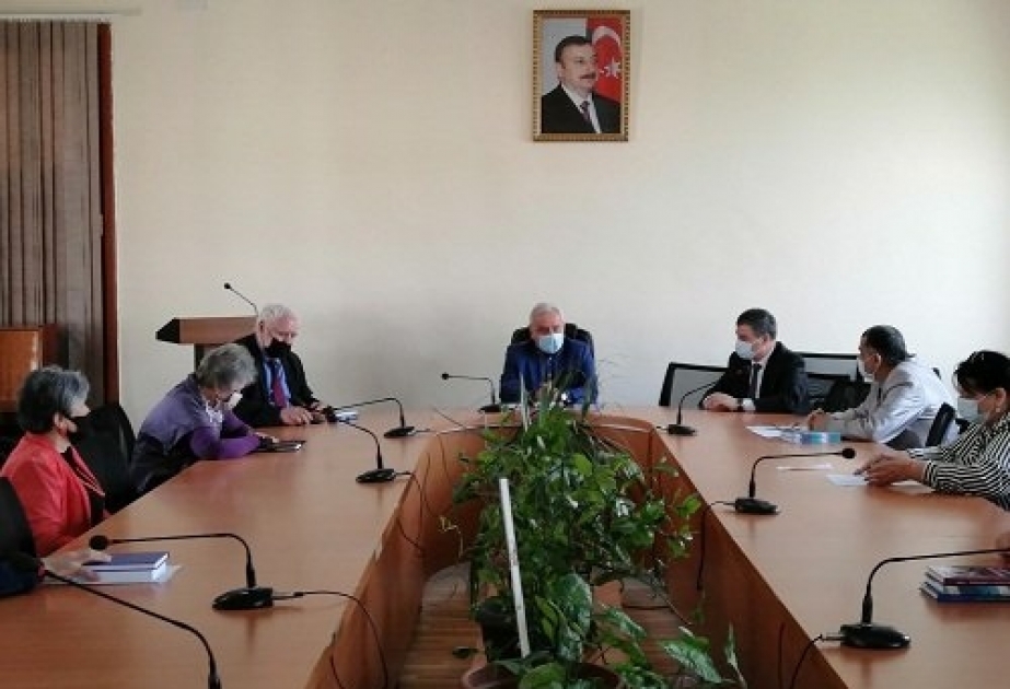 Ulu öndər Heydər Əliyevə həsr olunan kitabların müzakirəsi keçirilib